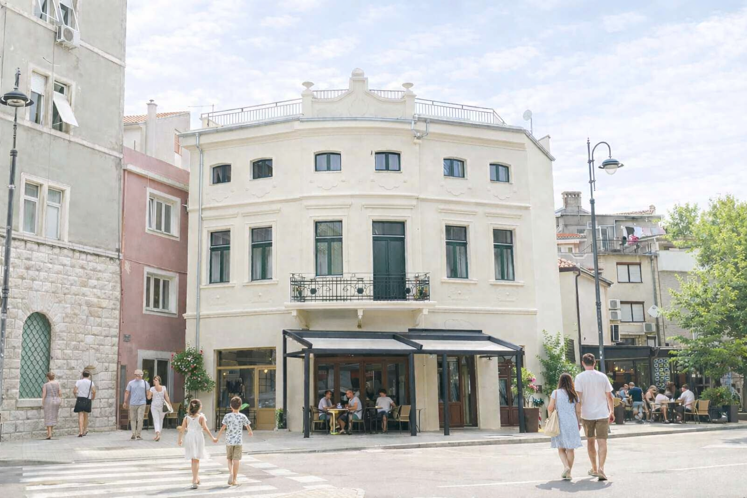 Rekonstrukcija stambeno – poslovne zgrade Crikvenica